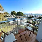 Bord De Avec Piscine Apartamento